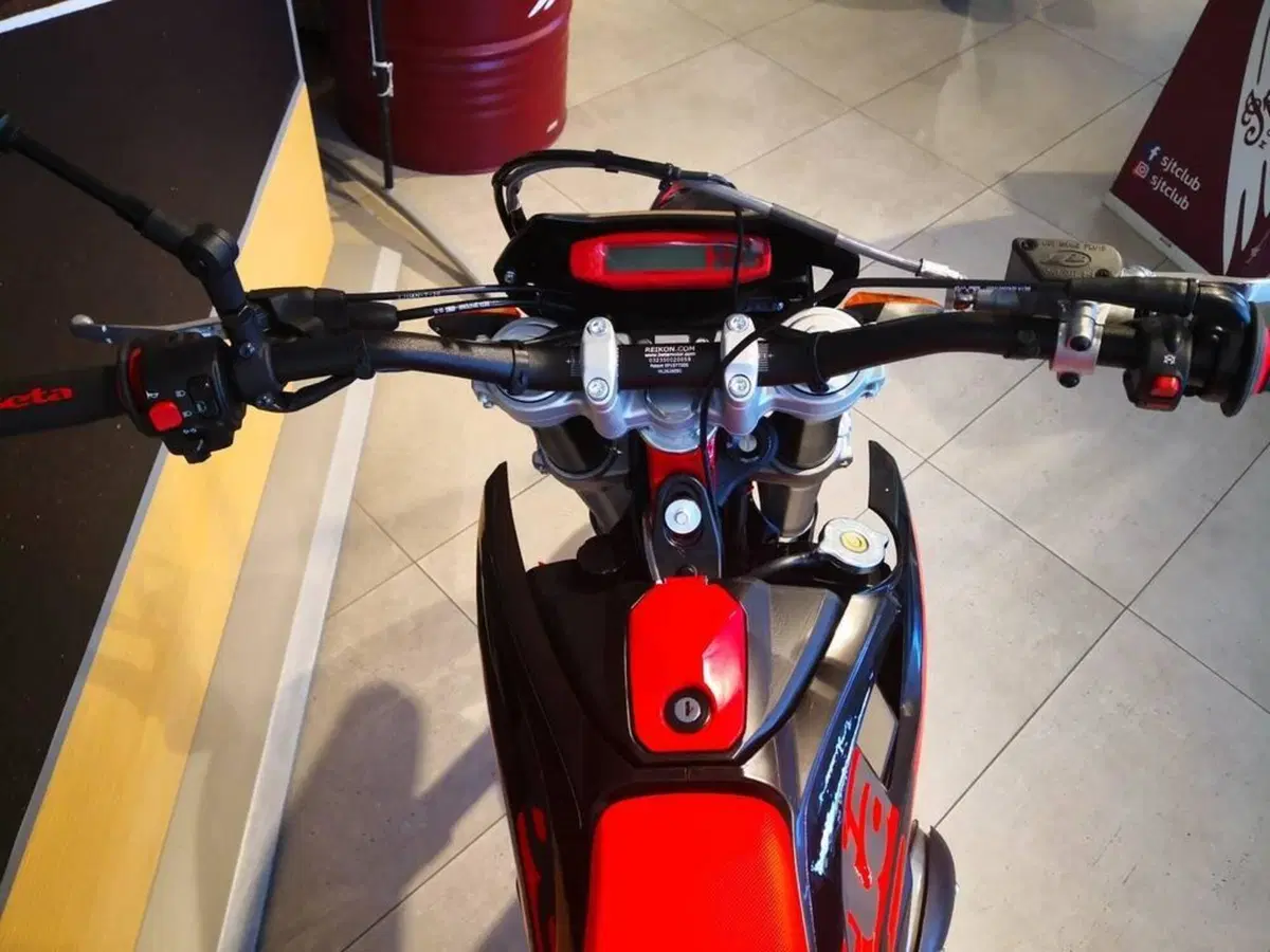 Betamotor RR 50 Motard Track (2021 - 26) (12)