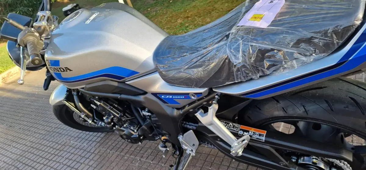 Honda CB 1000 F (2026) (6)