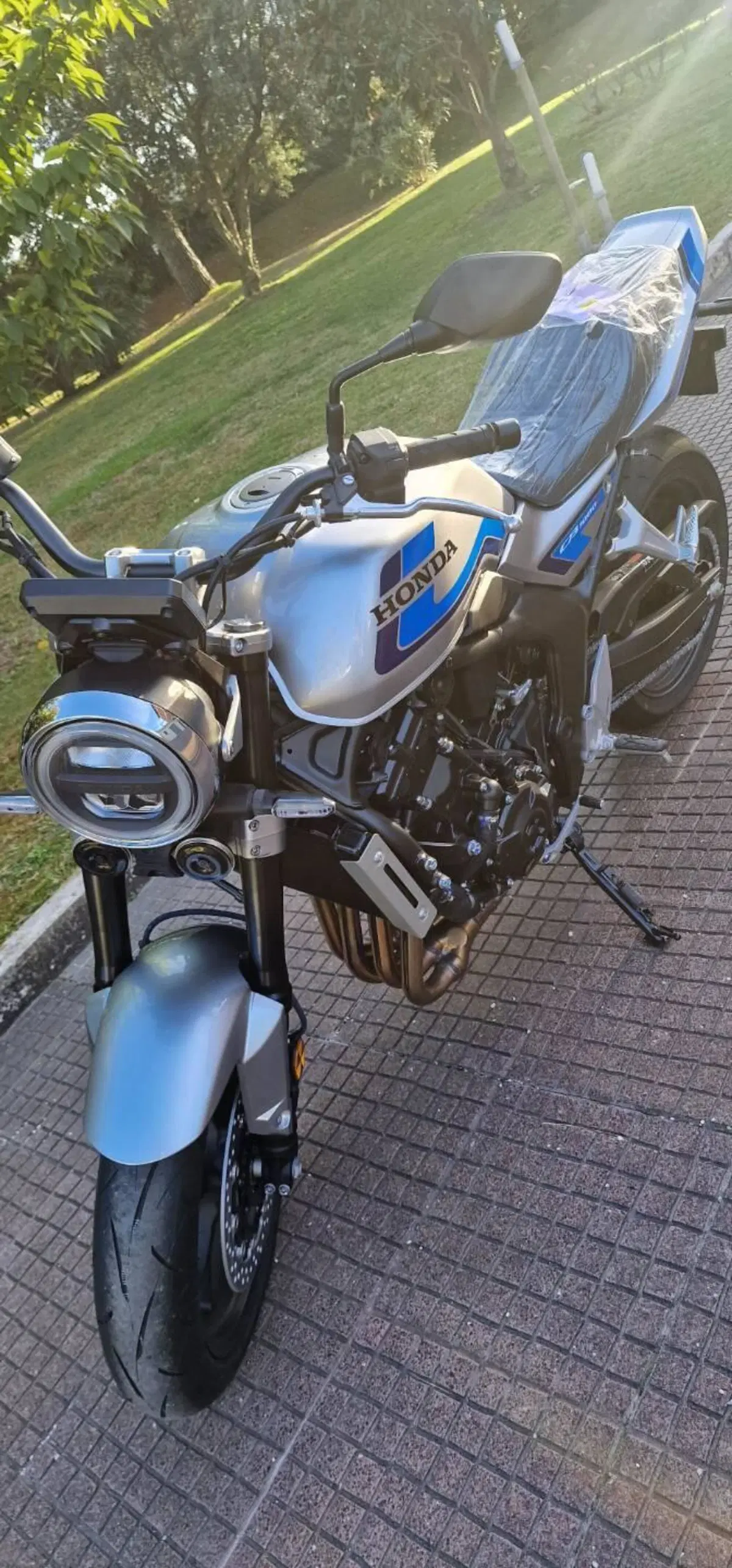 Honda CB 1000 F (2026) (7)