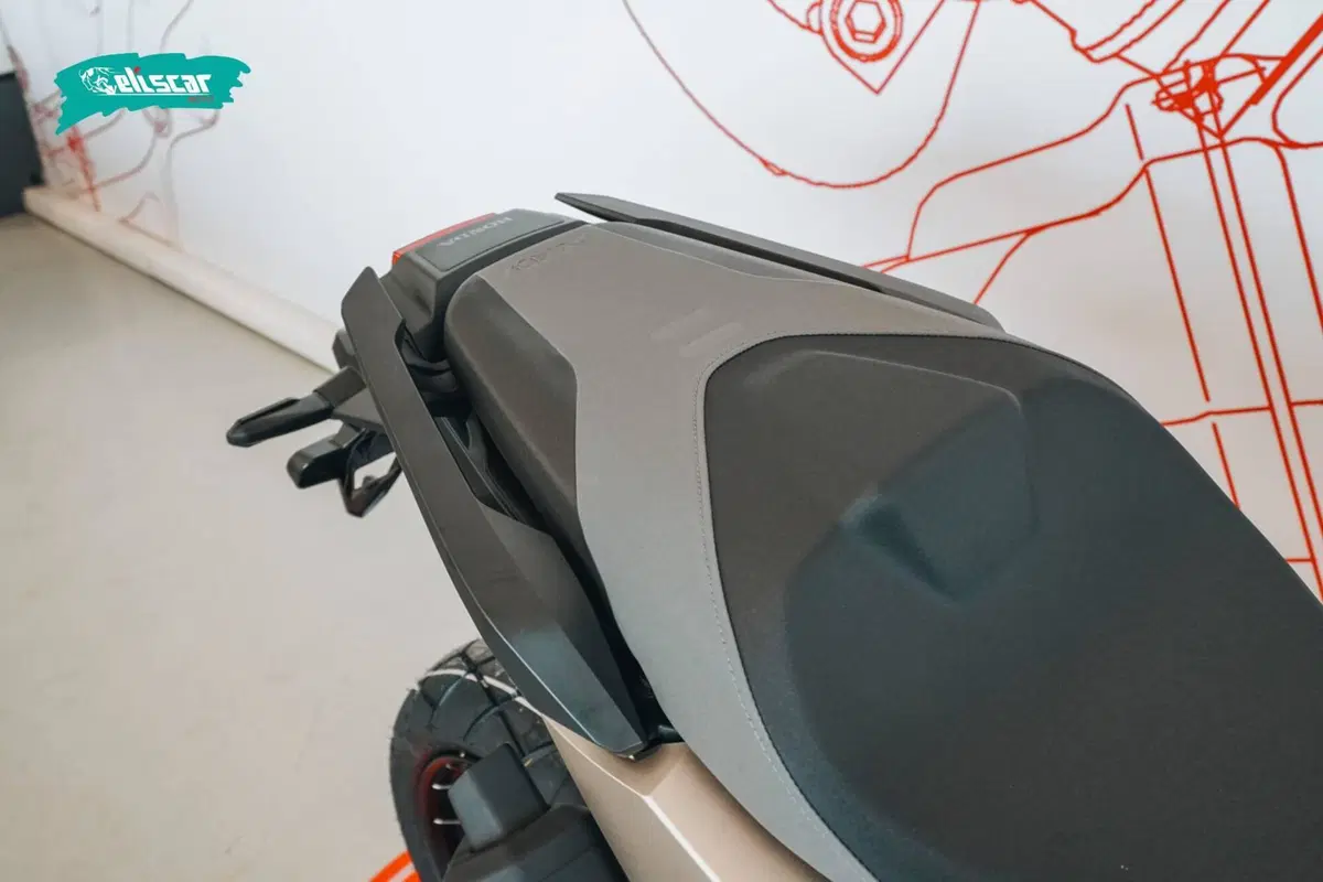 Honda X-ADV 750 (2025 - 27) (7)