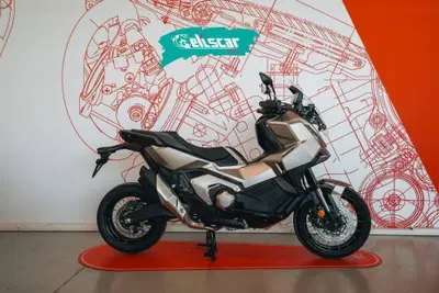 Honda X-ADV 750 (2025 - 27) nuova