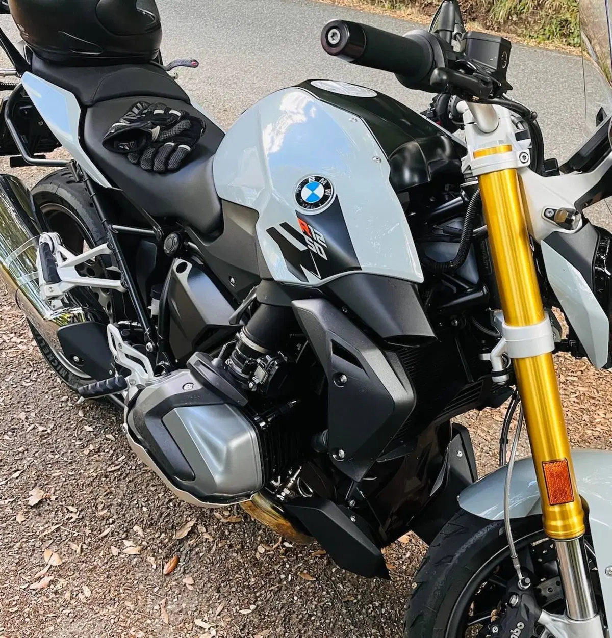 Bmw R 1250 R (2021 - 25) (2)