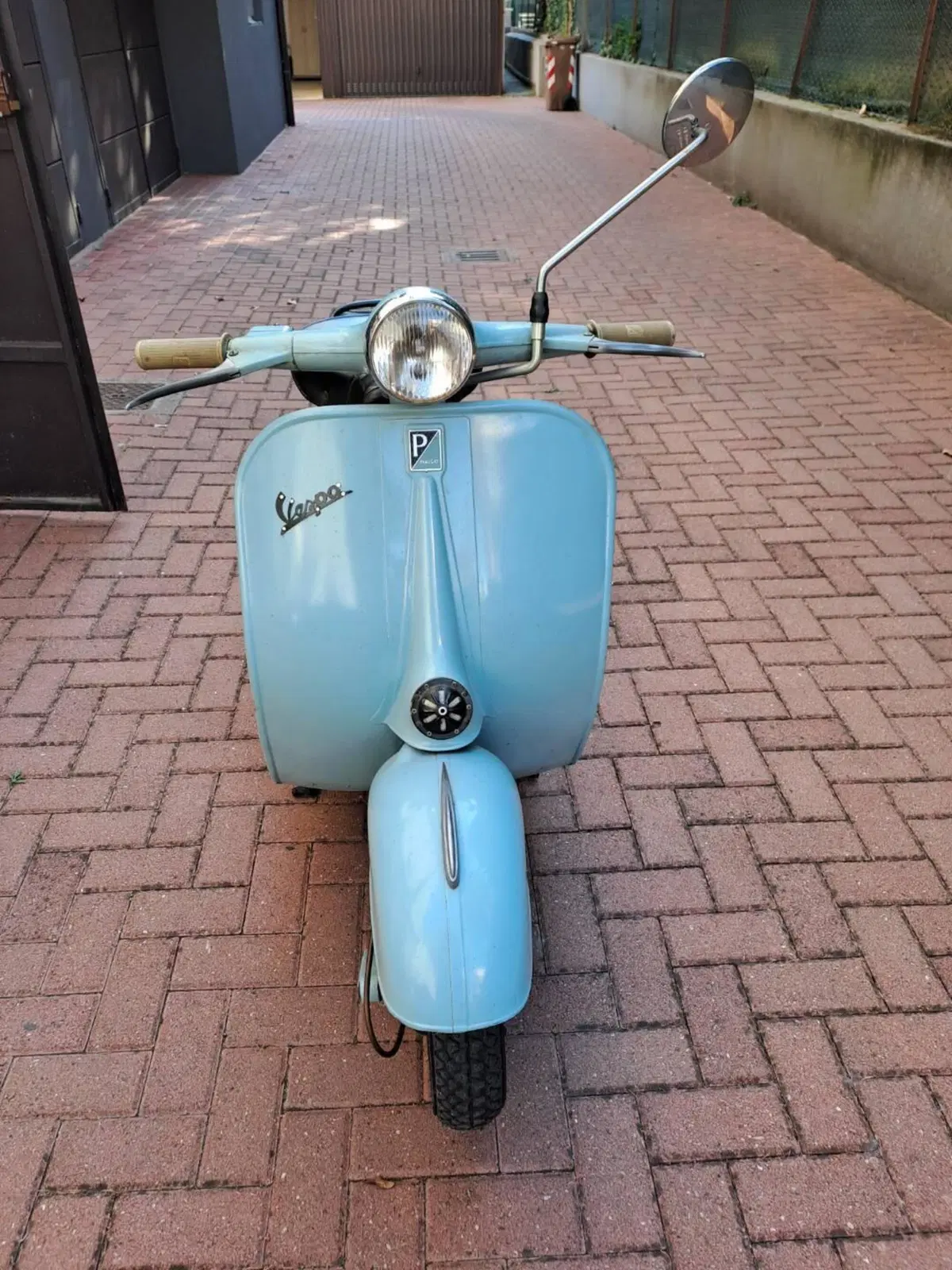 Piaggio Vespa 125 VNB1T (4)