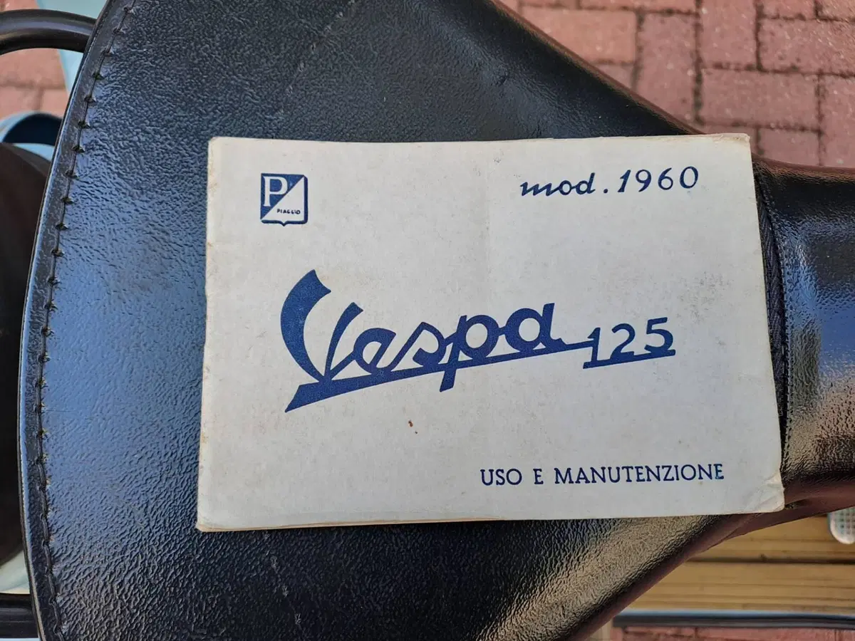 Piaggio Vespa 125 VNB1T (6)