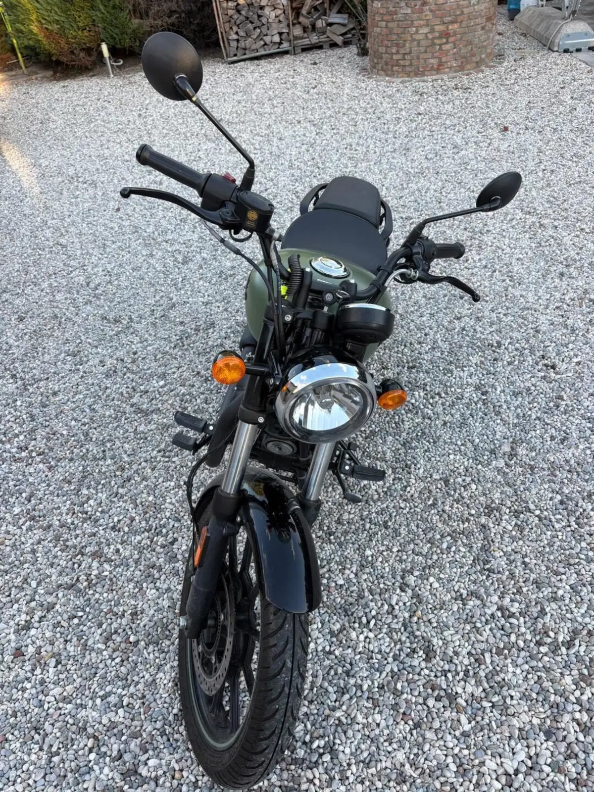Royal Enfield Meteor 350 (2021 - 26) (4)