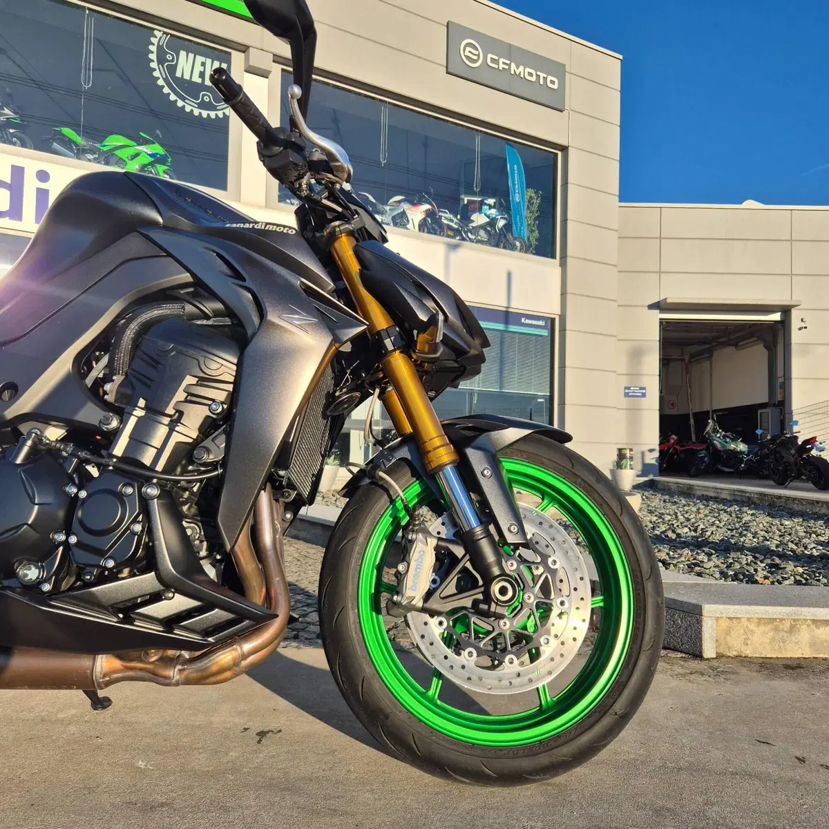 Kawasaki Z 1100 SE (2026 - 27) (6)