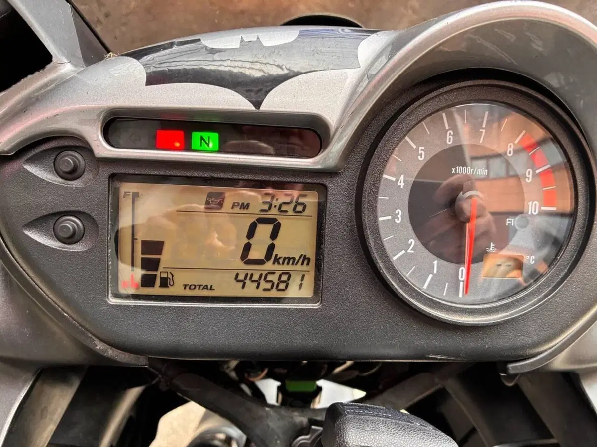 Honda Transalp XL 700 V (2007 - 13) (4)