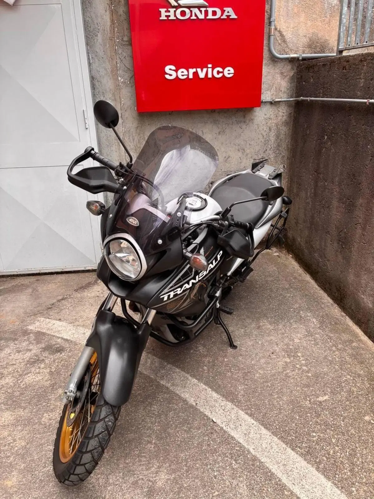 Honda Transalp XL 700 V (2007 - 13) (3)