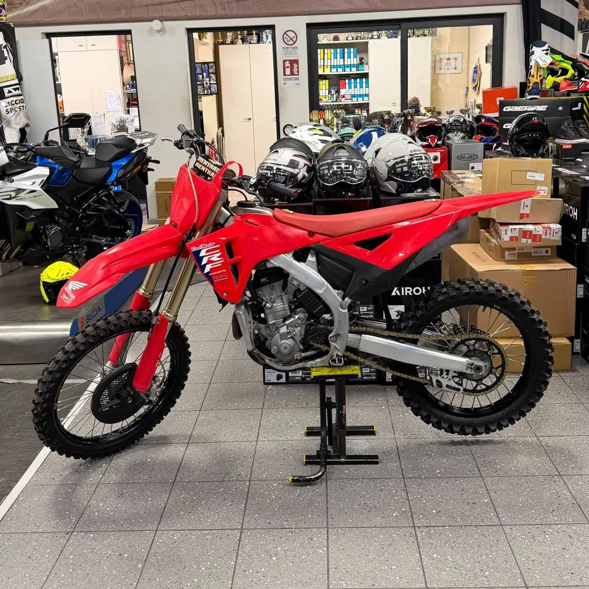 Honda CRF 250R (2025) (2)