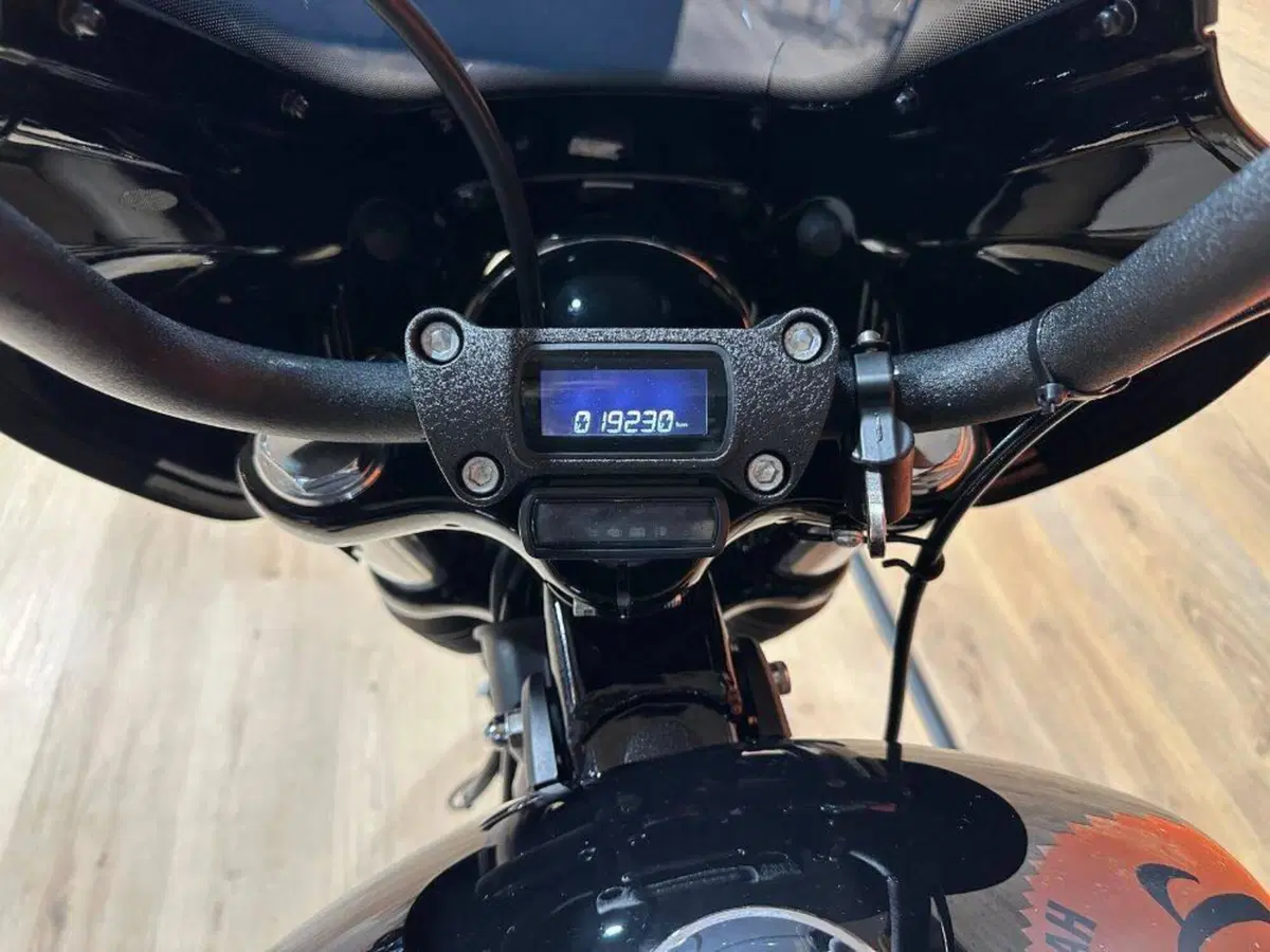 Harley-Davidson 107 Street Bob (2018 - 20) - FXBB (12)