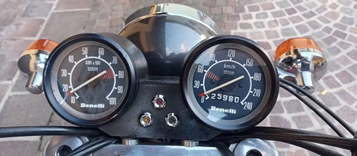 Benelli TORNADO 650S ( PRIMA VERNICE-MOTO STUPENDA) (9)