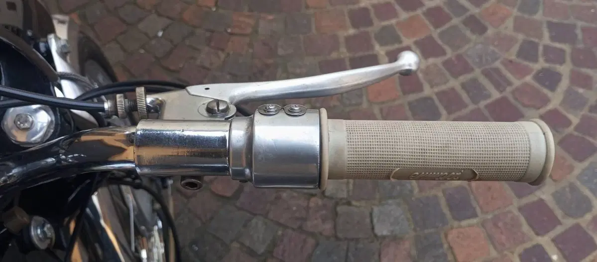 MV Agusta 250 B 1969 ( RESTAURATA) (19)
