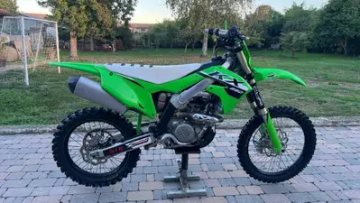 Kawasaki KX250F (2023) usata