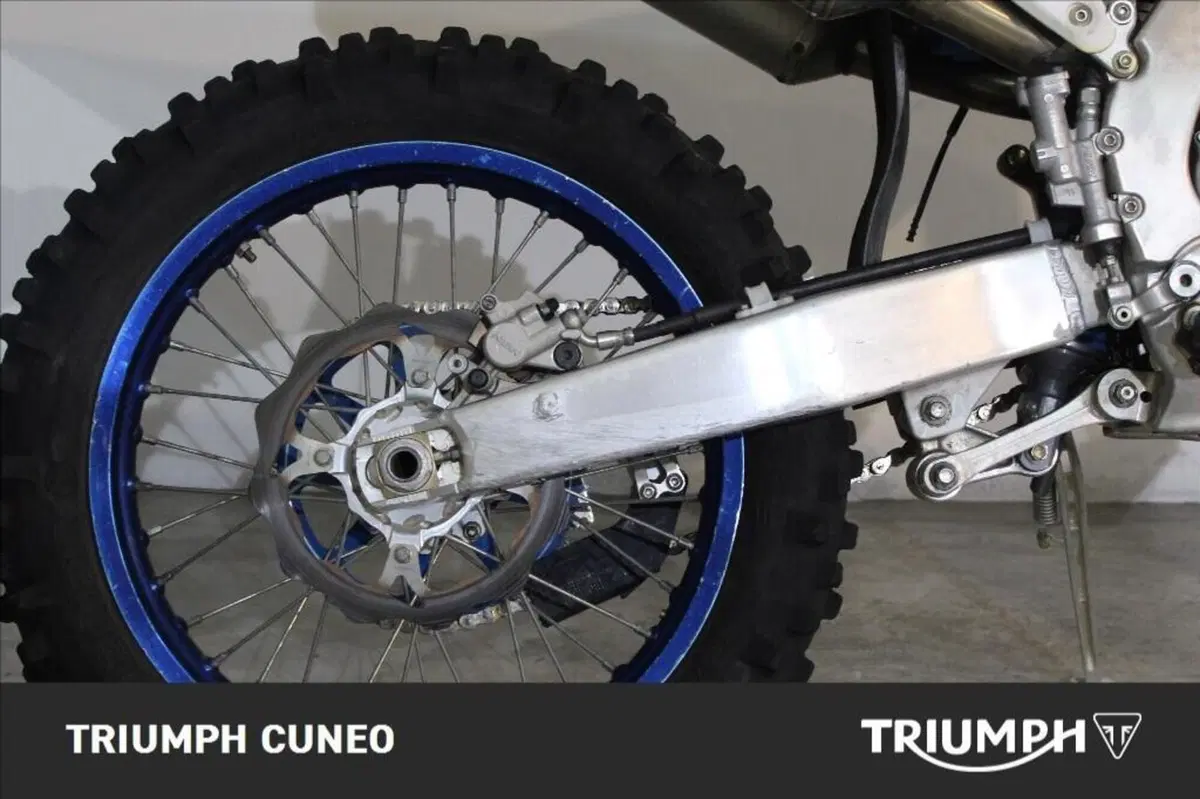 Tm Moto EN 300 ES Fi 4T (2023) (5)