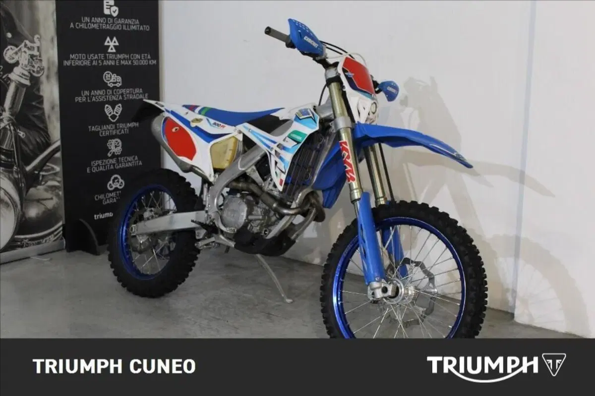 Tm Moto EN 300 ES Fi 4T (2023) (2)