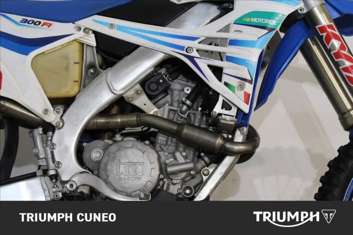Tm Moto EN 300 ES Fi 4T (2023) (4)