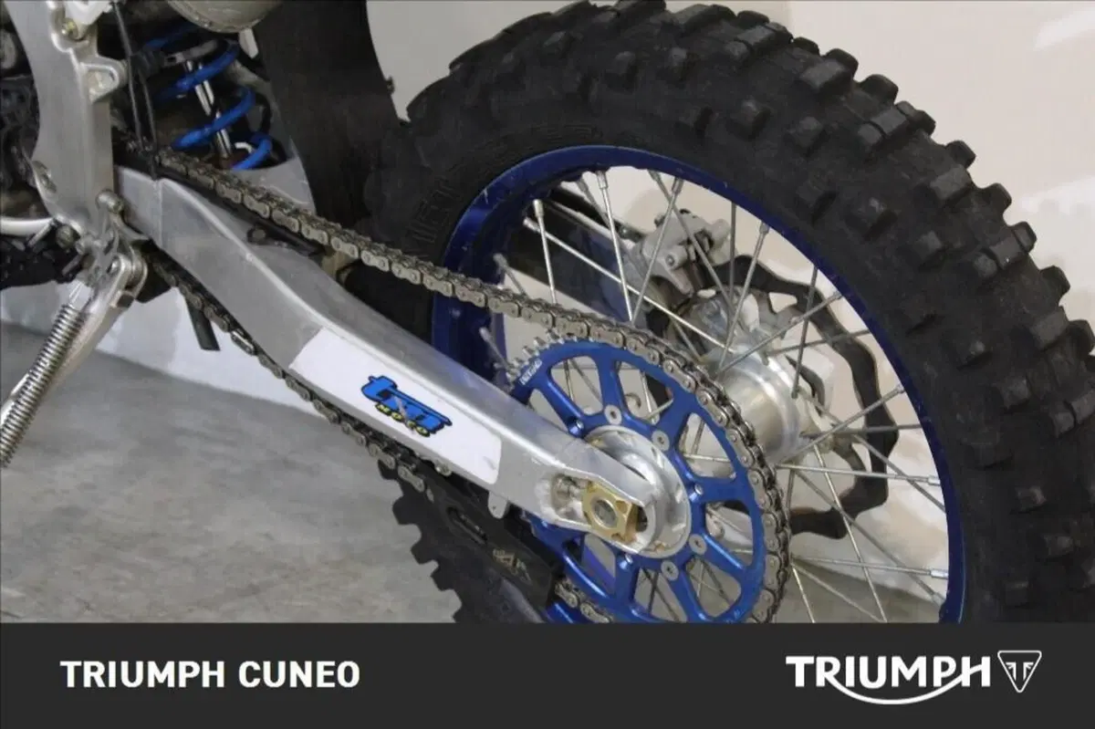 Tm Moto EN 300 ES Fi 4T (2023) (11)