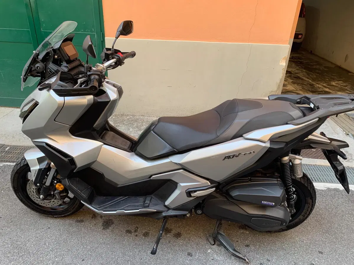 Honda ADV 350 (2022 - 24) (3)