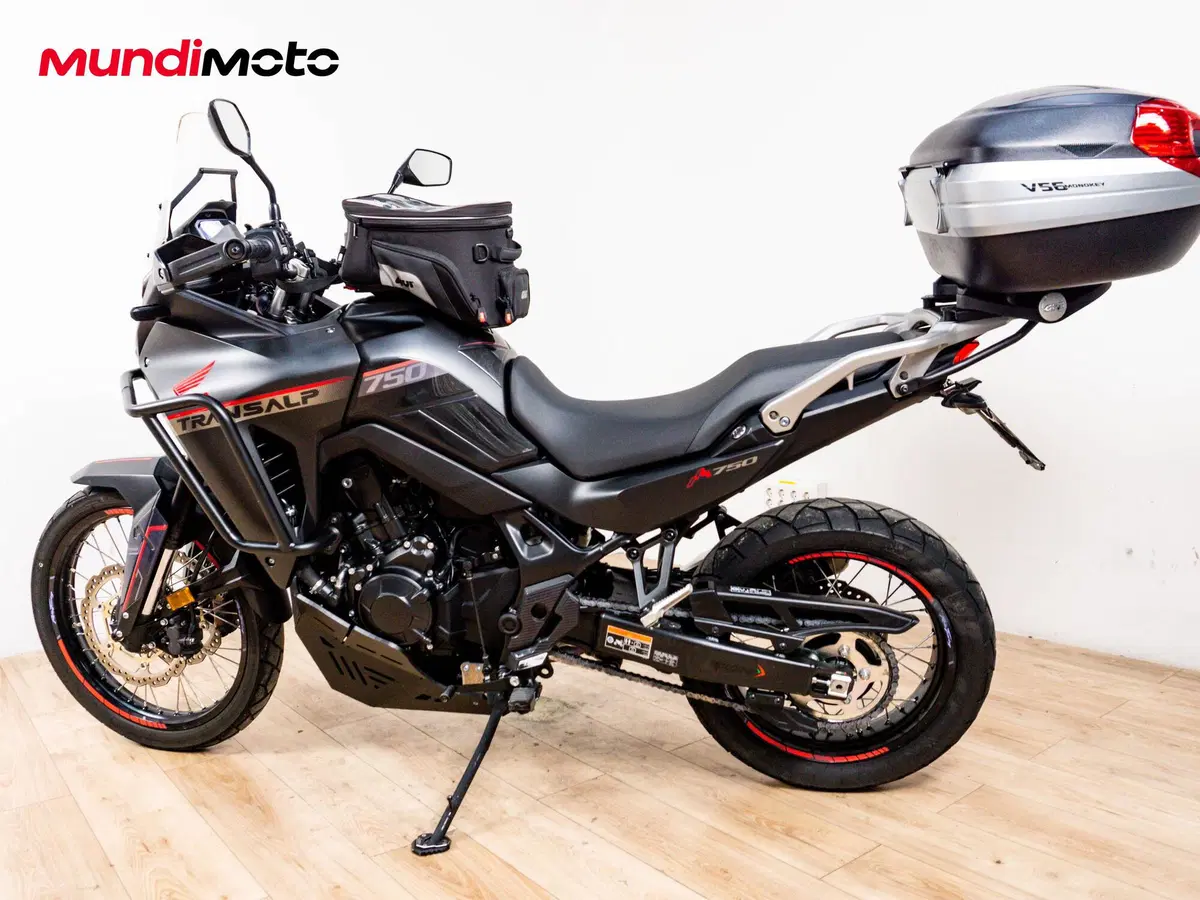 Honda Transalp XL750 (2025) (7)