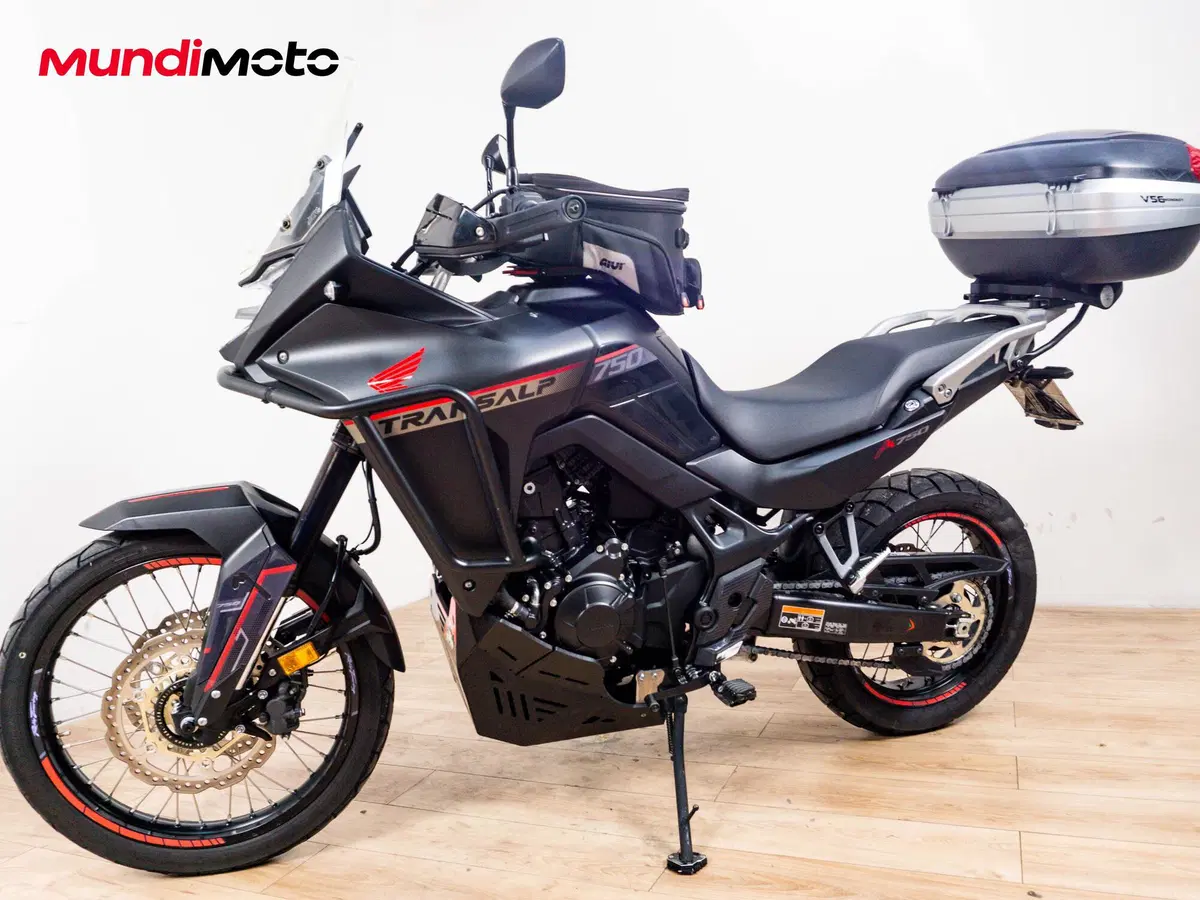 Honda Transalp XL750 (2025) (8)