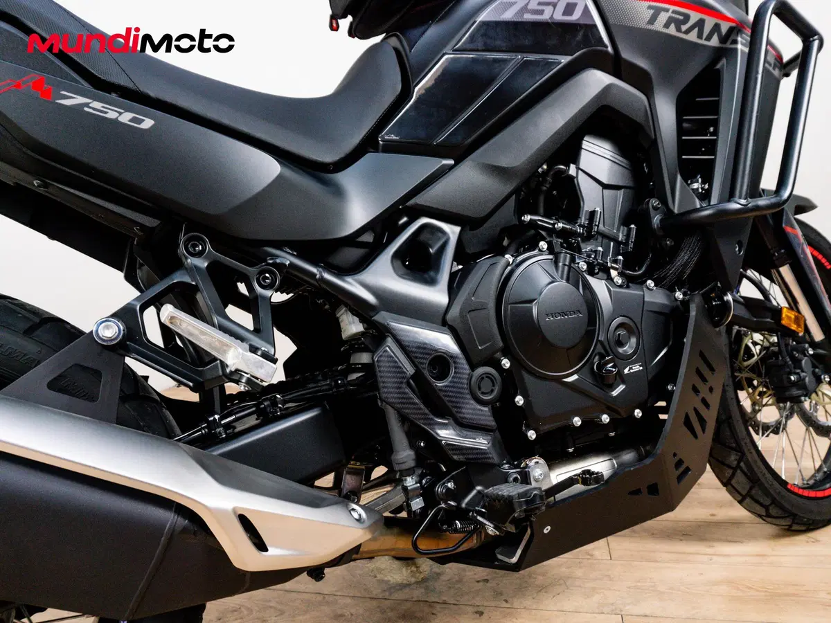 Honda Transalp XL750 (2025) (4)