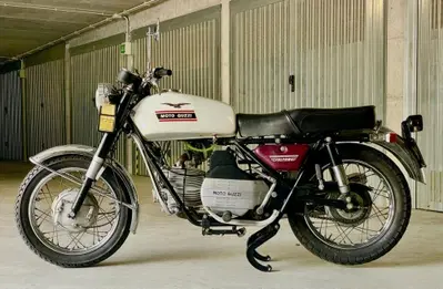Moto Guzzi Nuovo Falcone 500 civile d'epoca