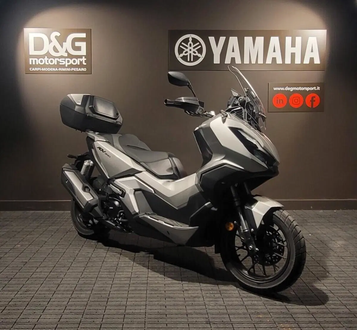 Honda ADV 350 (2022 - 24) (4)