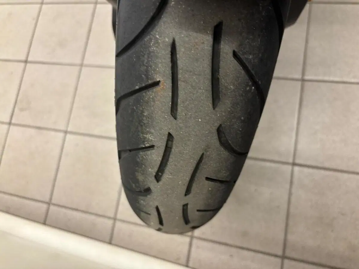 Bmw R 1300 R (2026 - 27) (10)