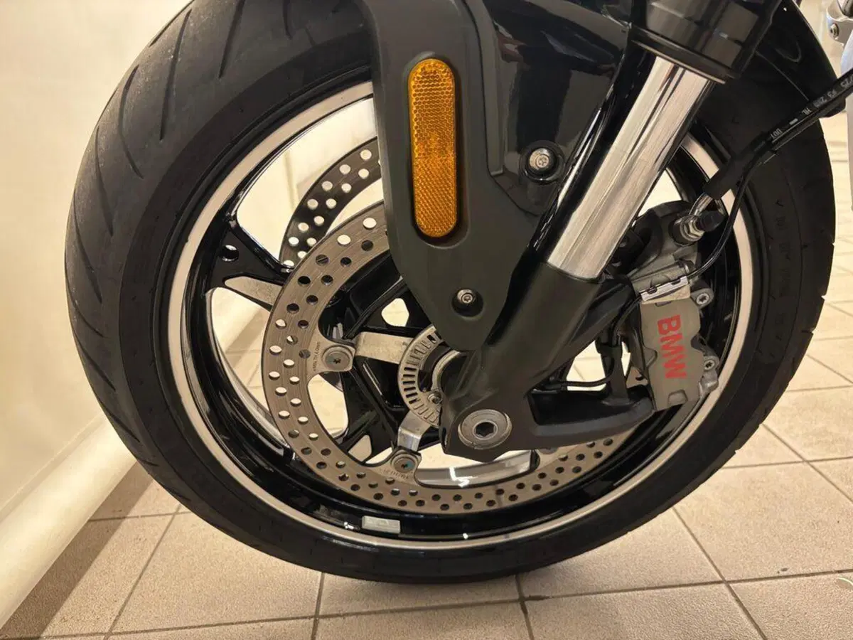 Bmw R 1300 R (2026 - 27) (9)