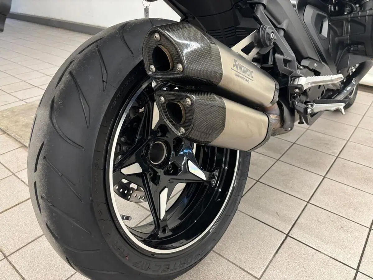 Bmw R 1300 R (2026 - 27) (14)