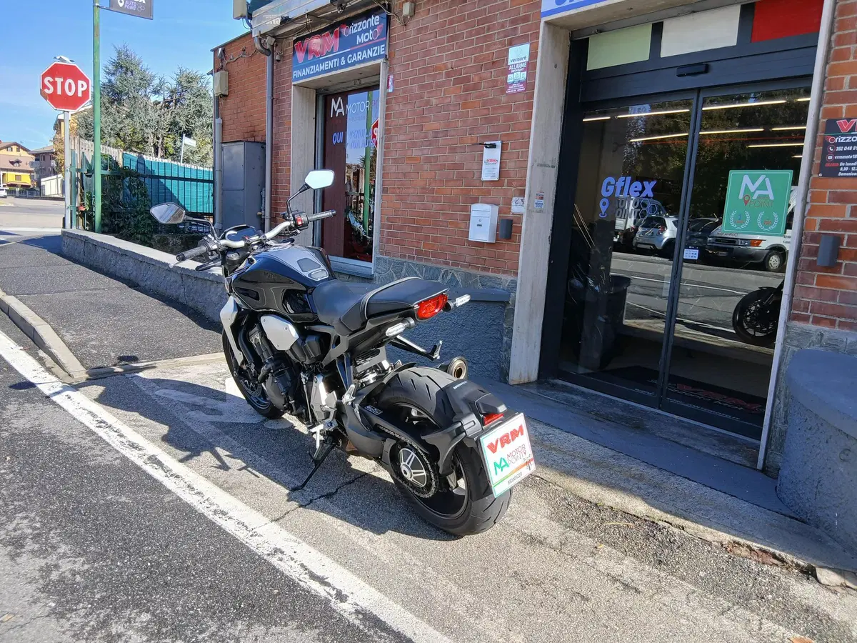 Honda CB 1000 R + Neo Sport Cafè (2019 - 20) (6)