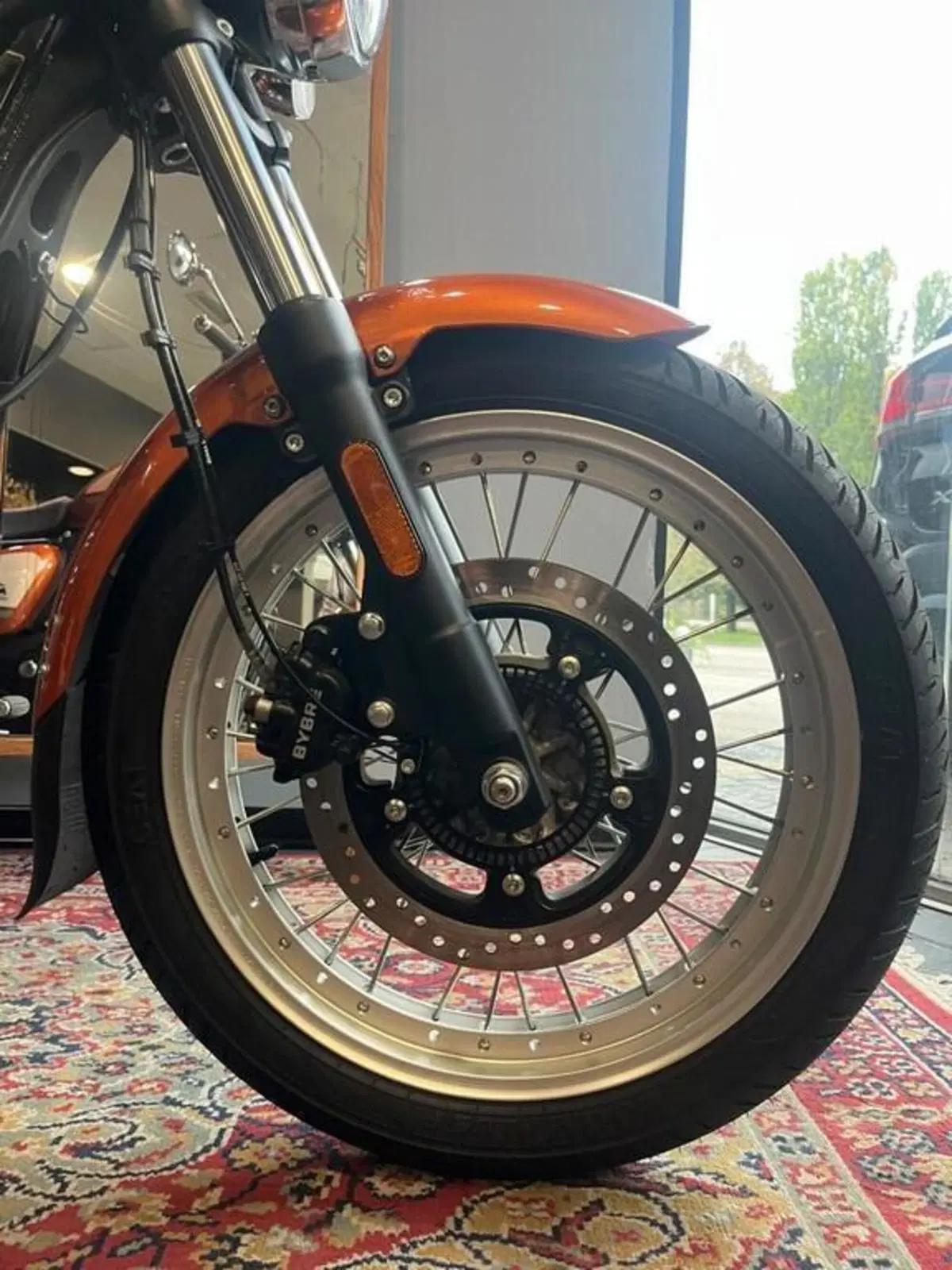 Royal Enfield Meteor 350 Aurora (2024 - 26) (6)