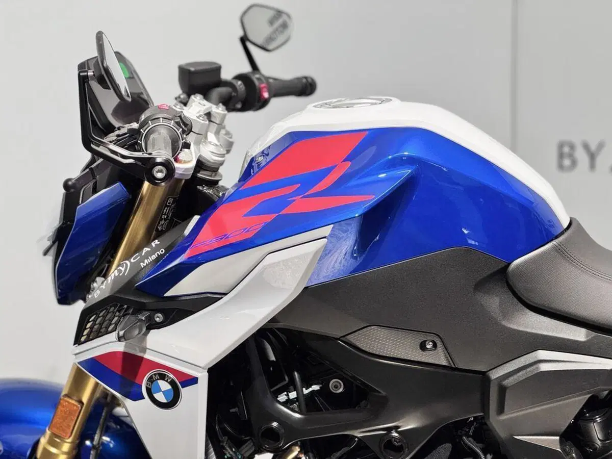 Bmw F 900 R (2025 - 27) (4)
