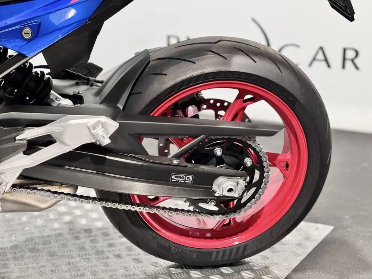 Bmw F 900 R (2025 - 27) (6)