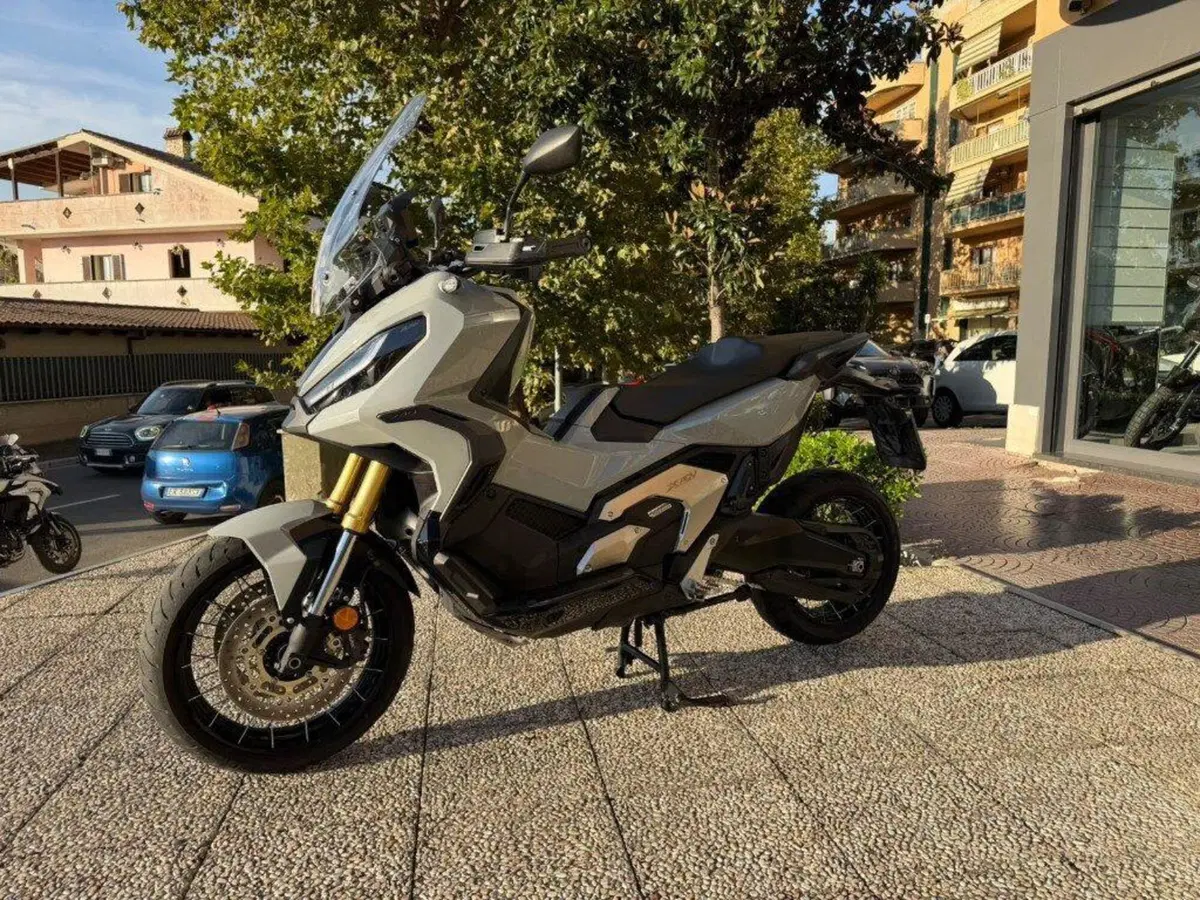 Honda X-ADV 750 DCT (2021 - 24) (9)
