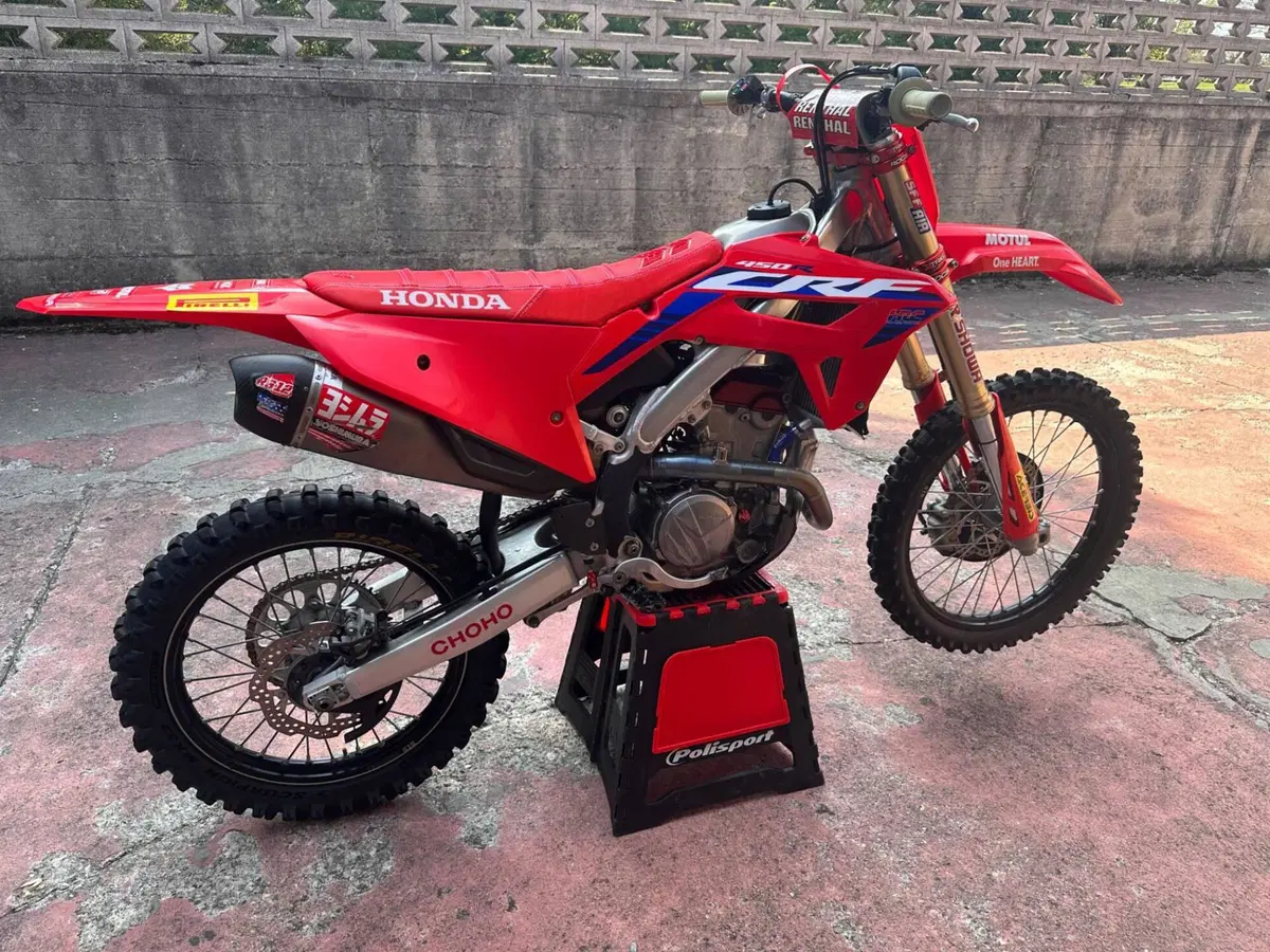 Honda CRF 250R (2023) (2)