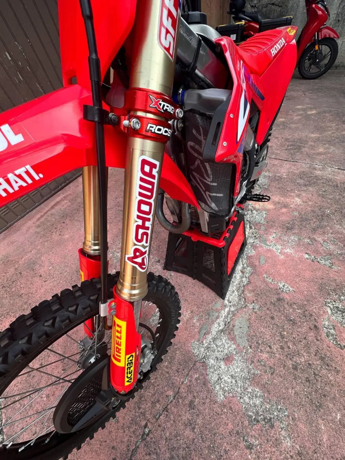 Honda CRF 250R (2023) (3)