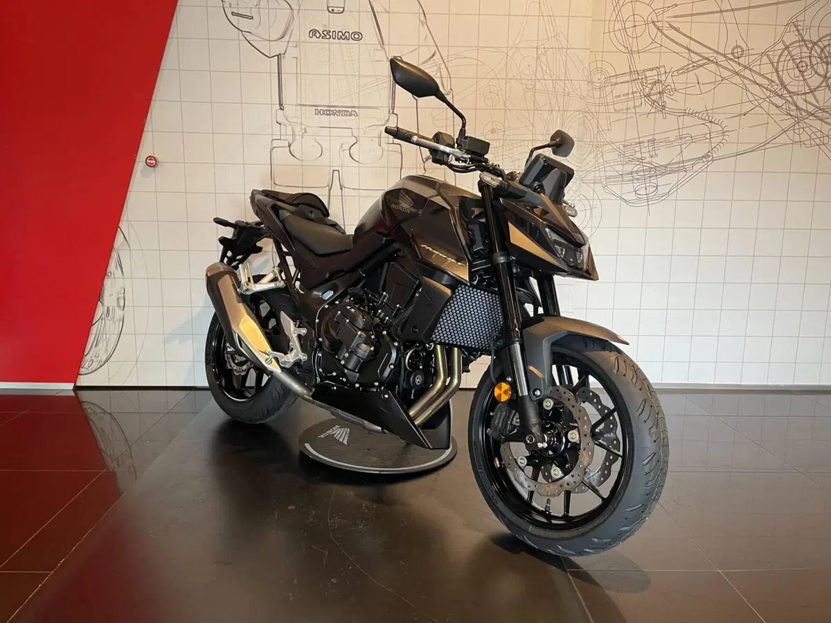 Honda CB 750 Hornet (2026) (2)