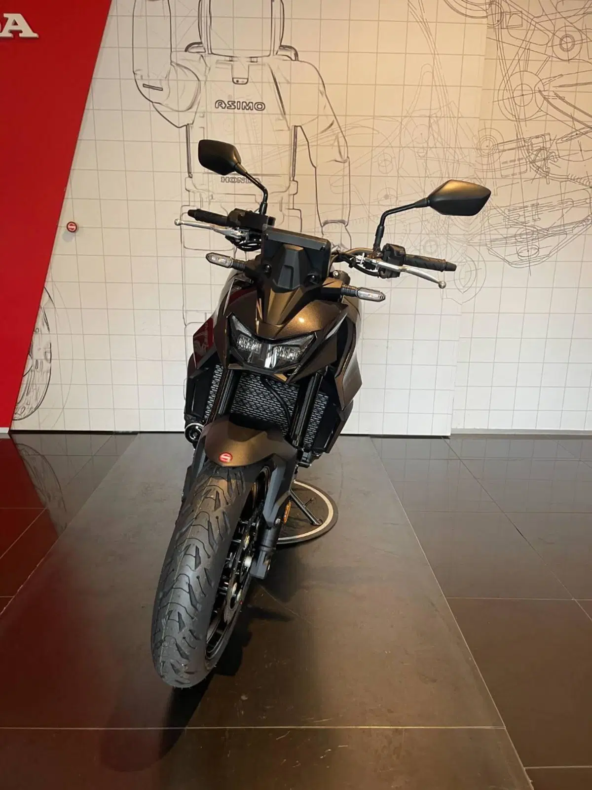 Honda CB 750 Hornet (2026) (3)