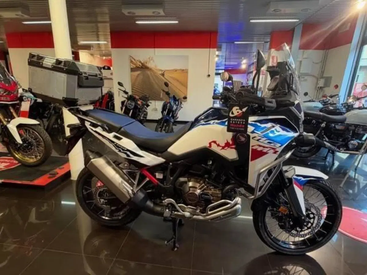Honda Africa Twin CRF 1100L ES DCT (2024 - 26)