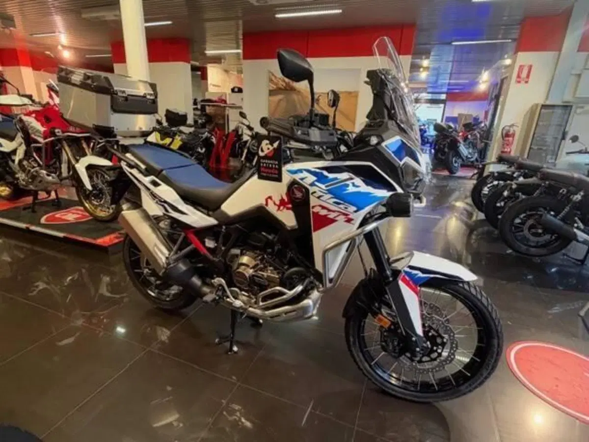 Honda Africa Twin CRF 1100L ES DCT (2024 - 26) (2)