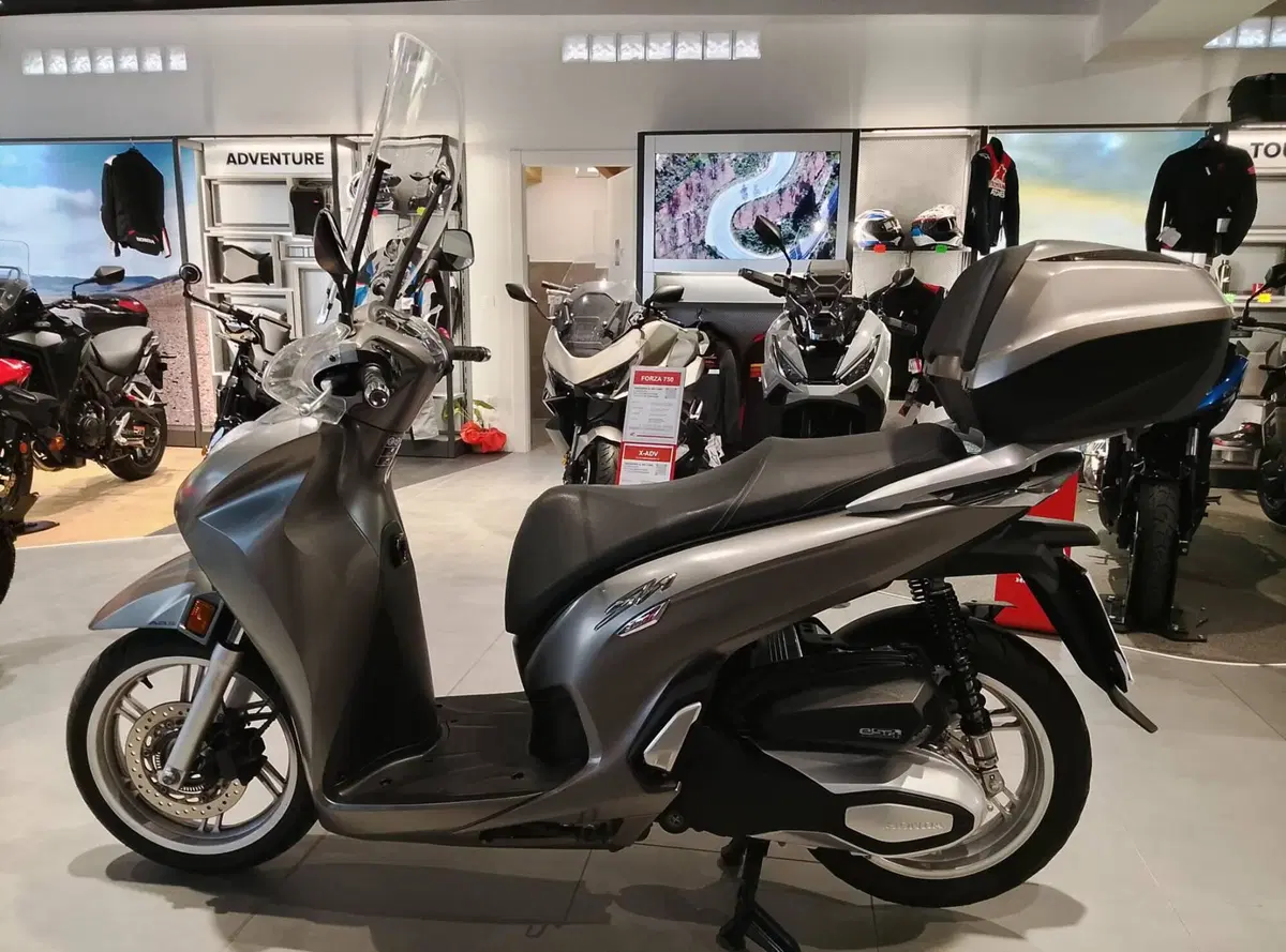 Honda SH 350 (2021 - 24) (2)