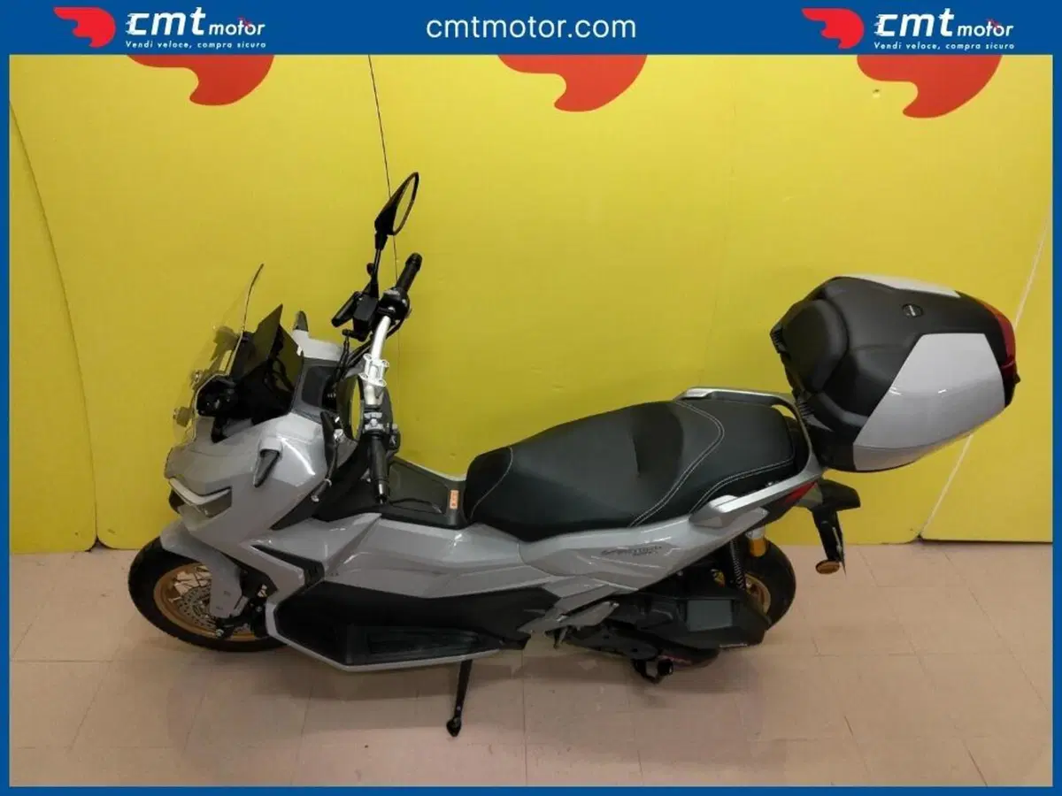 Swm Venturo 125 (2026) (9)