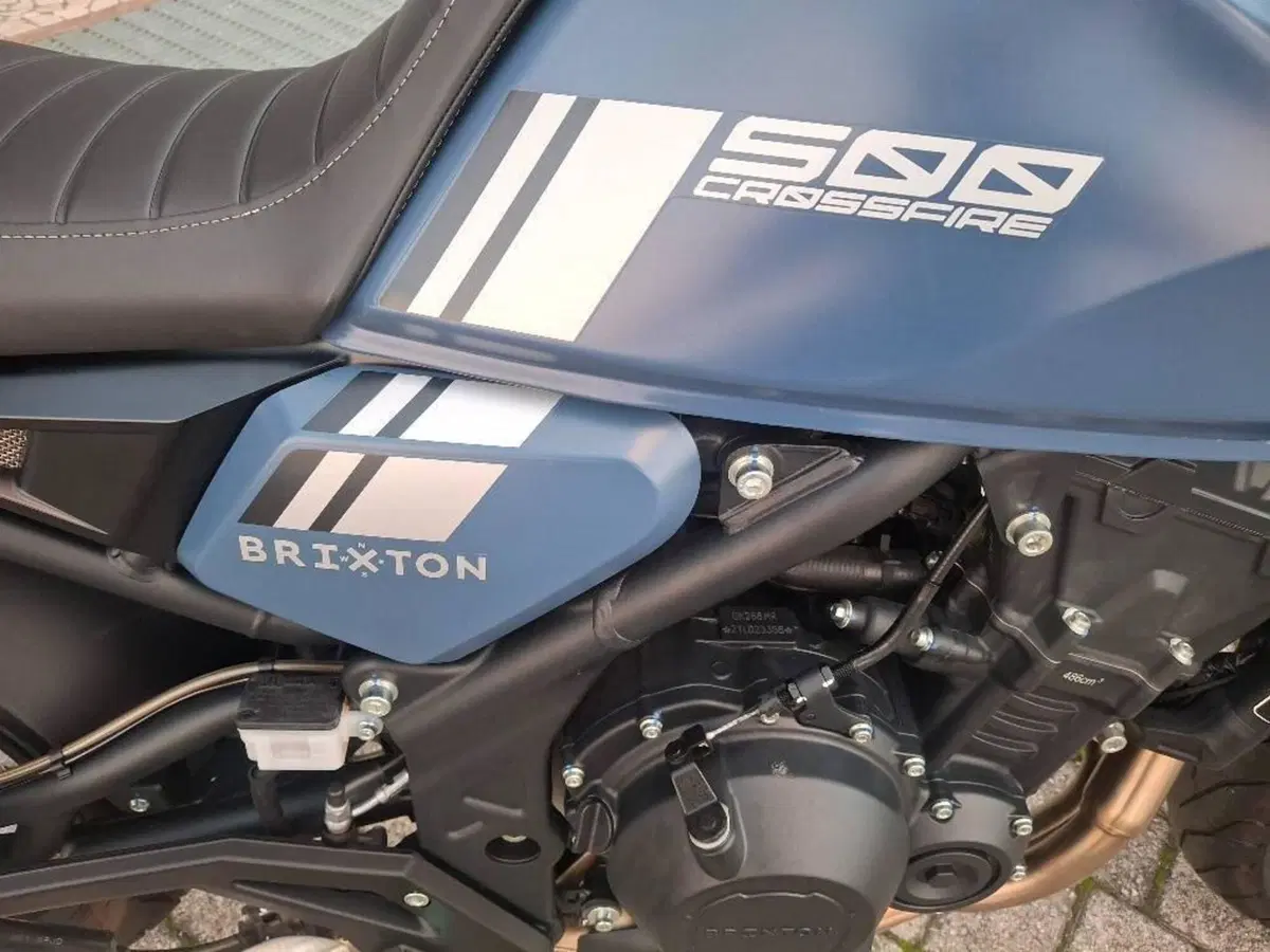 Brixton Motorcycles Crossfire 500 X (2021 - 26) (4)