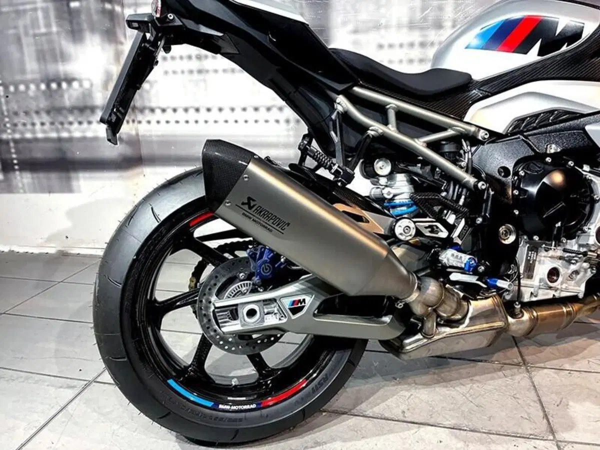 Bmw M 1000 R (2025 - 27) (9)