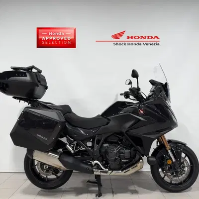 Honda NT 1100 DCT Electronic Suspension (2025 - 26) usata