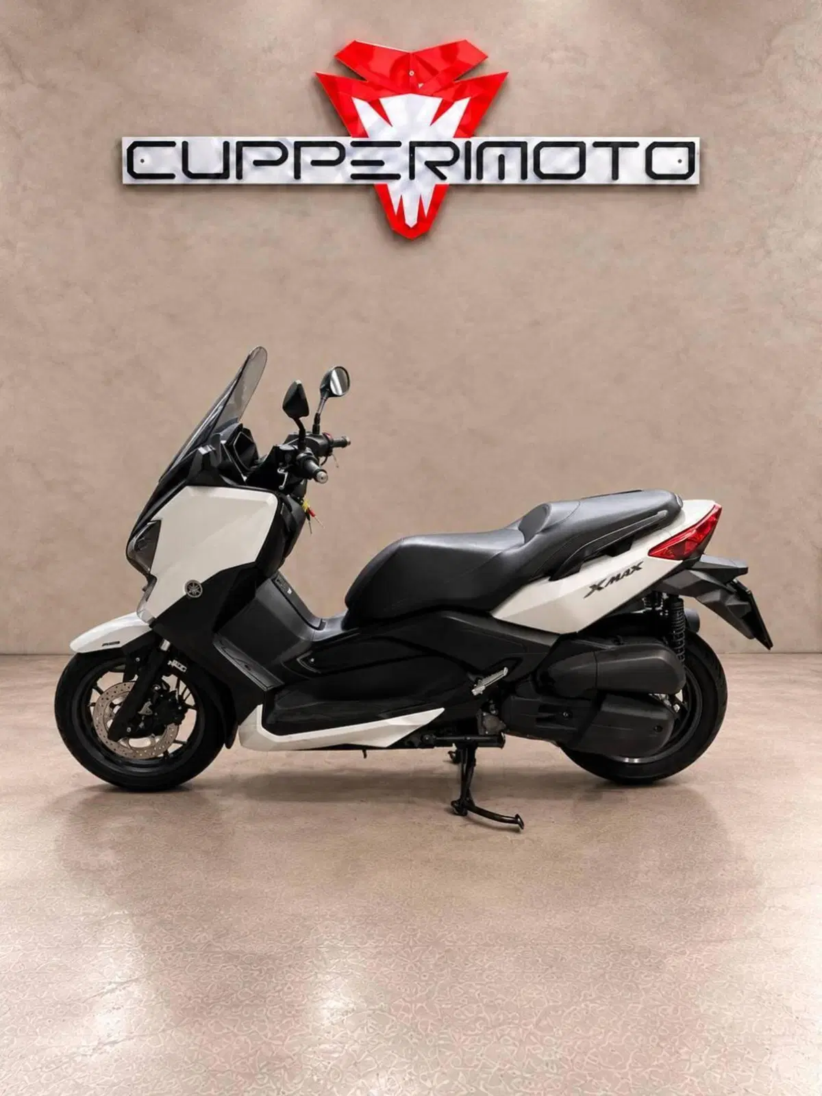Yamaha X-Max 125 ABS (2014 - 16) (4)