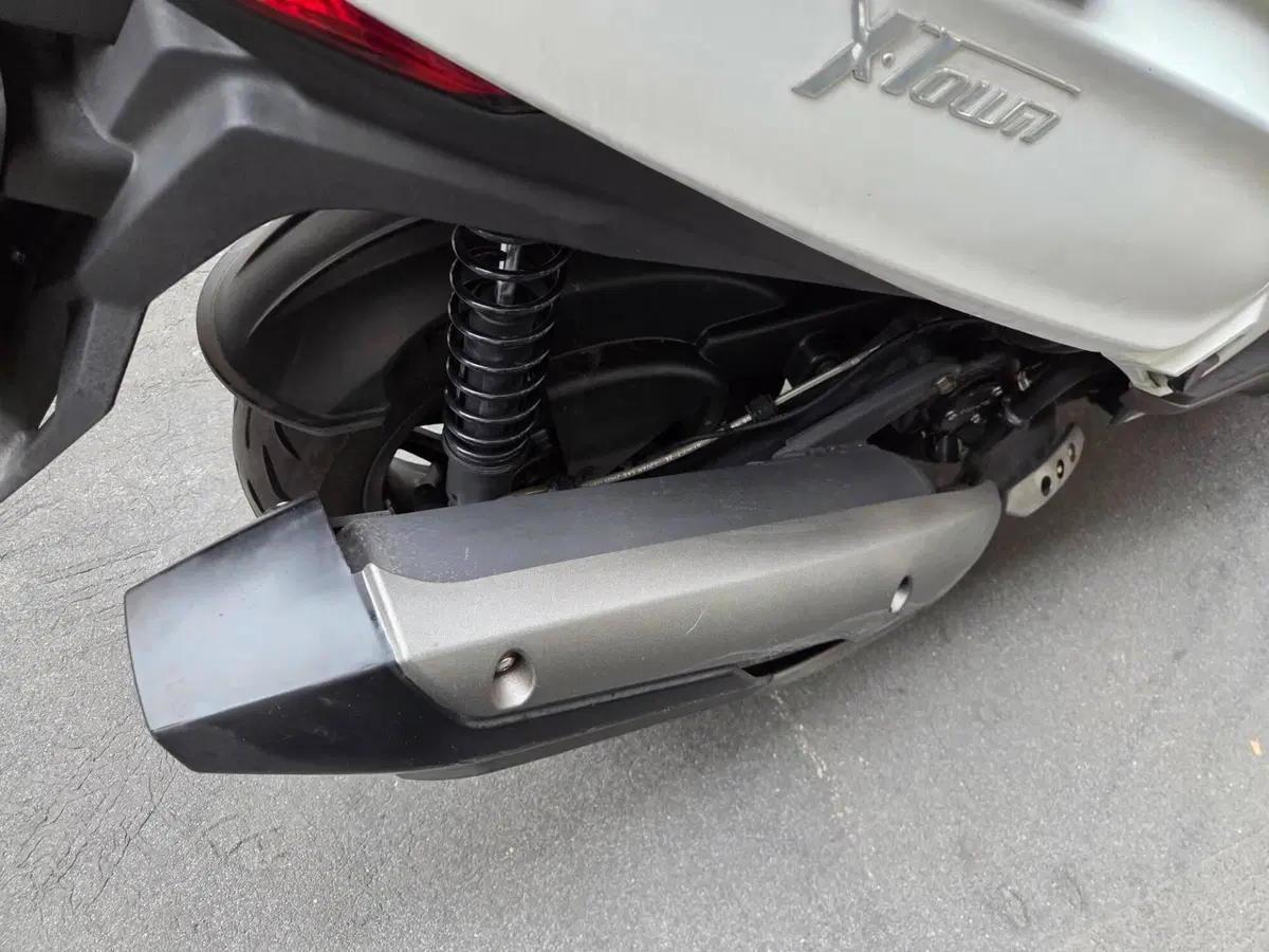 Kymco X-Town 300i ABS (2016 - 20) (6)