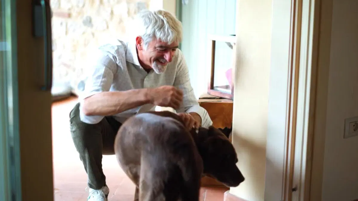 MotoGP, Gigi Dall'Igna inedito tra galline e cane: 'Macché genio! La prestazione massima si ottiene stando al limite del regolamento'