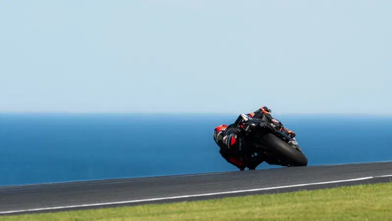 MotoGP, Pre-qualifiche di Phillip Island: Bezzecchi 1°, Marquez 3° accerchiato da Aprilia! [CLASSIFICA e VIDEO]